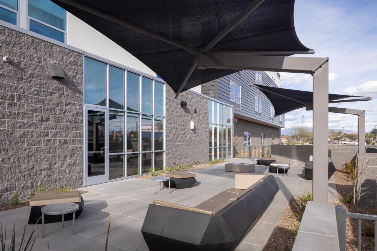 Springhill Suites By Marriott Tucson At The Bridges Exterior photo